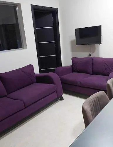 La Quinta Apartman Gurdaka